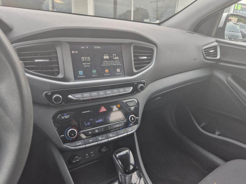 2019 Hyundai Ioniq - $9,000