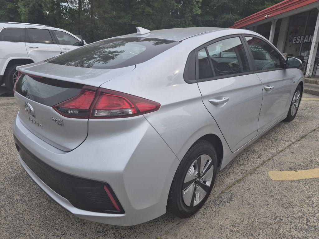 2019 Hyundai Ioniq - $9,000