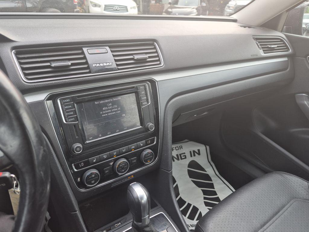 2018 Volkswagen Passat - $10,000