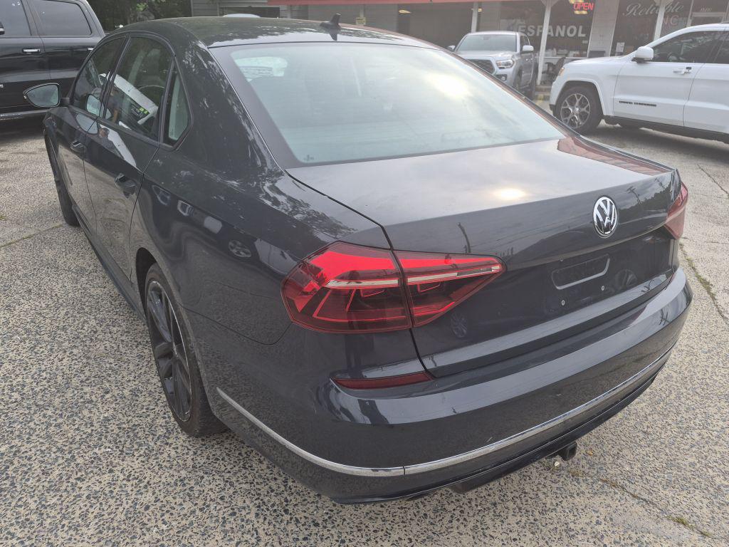 2018 Volkswagen Passat - $10,000