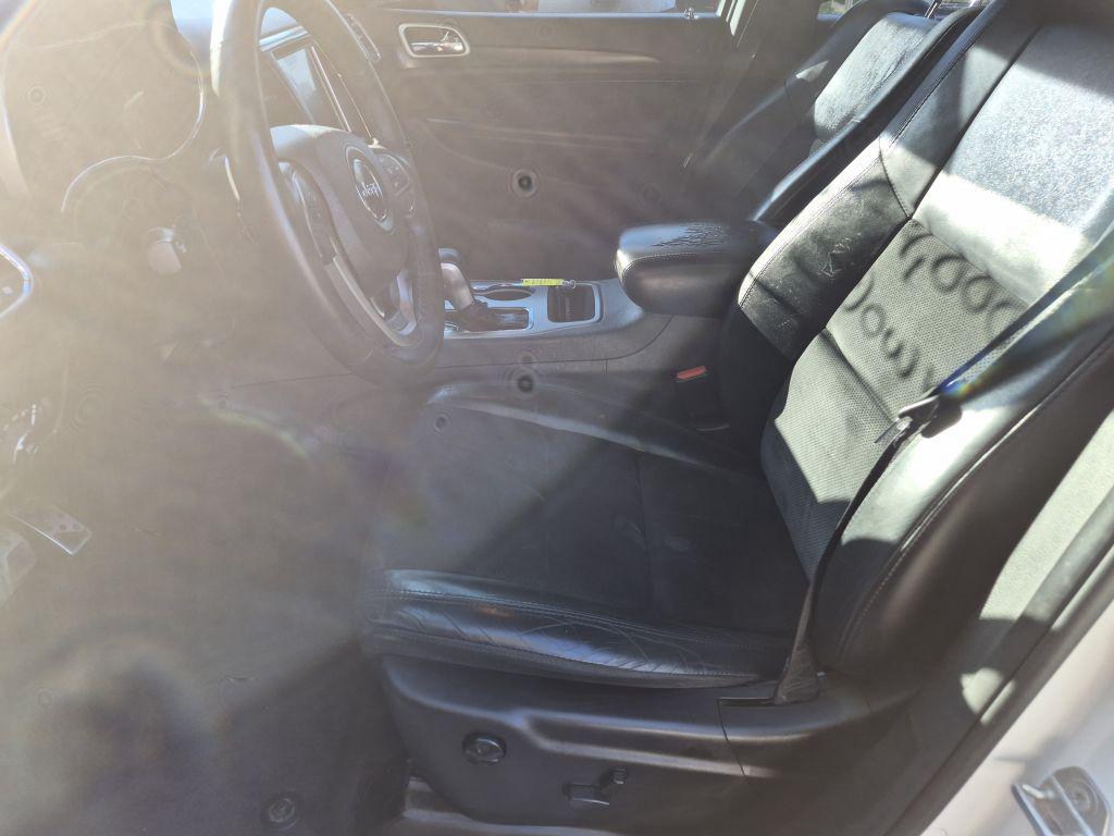2017 Jeep Cherokee - $14,000