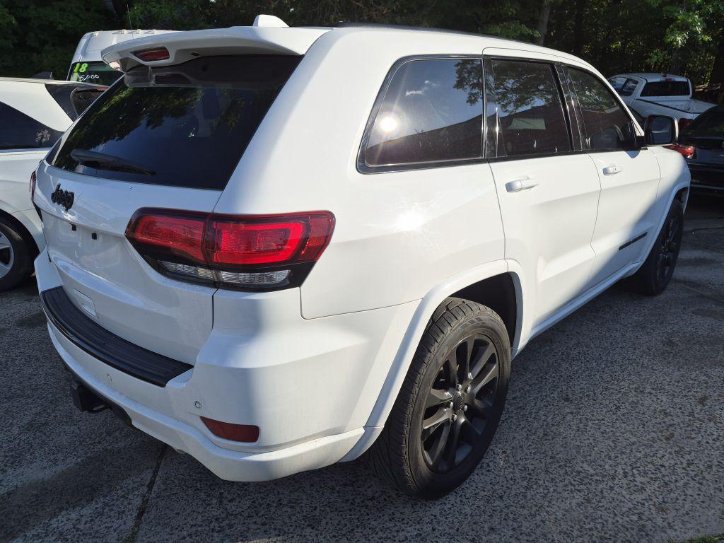 2017 Jeep Cherokee - $14,000