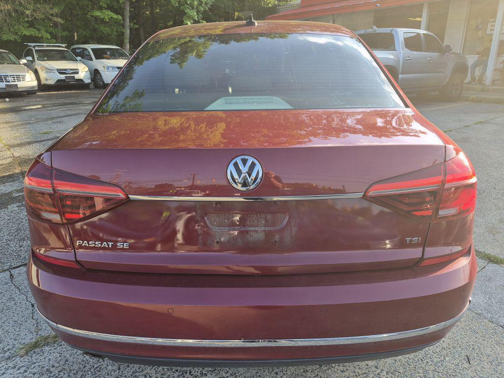2018 Volkswagen Passat - $11,000