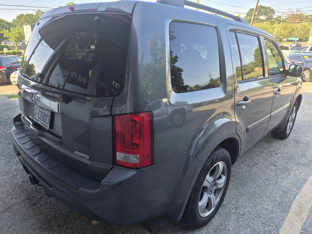 2012 Honda Pilot - $11,000