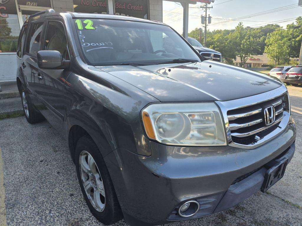 2012 Honda Pilot - $11,000
