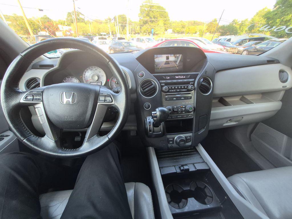 2012 Honda Pilot - $11,000