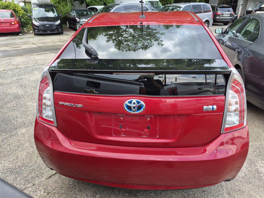 2013 Toyota Prius - $8,500