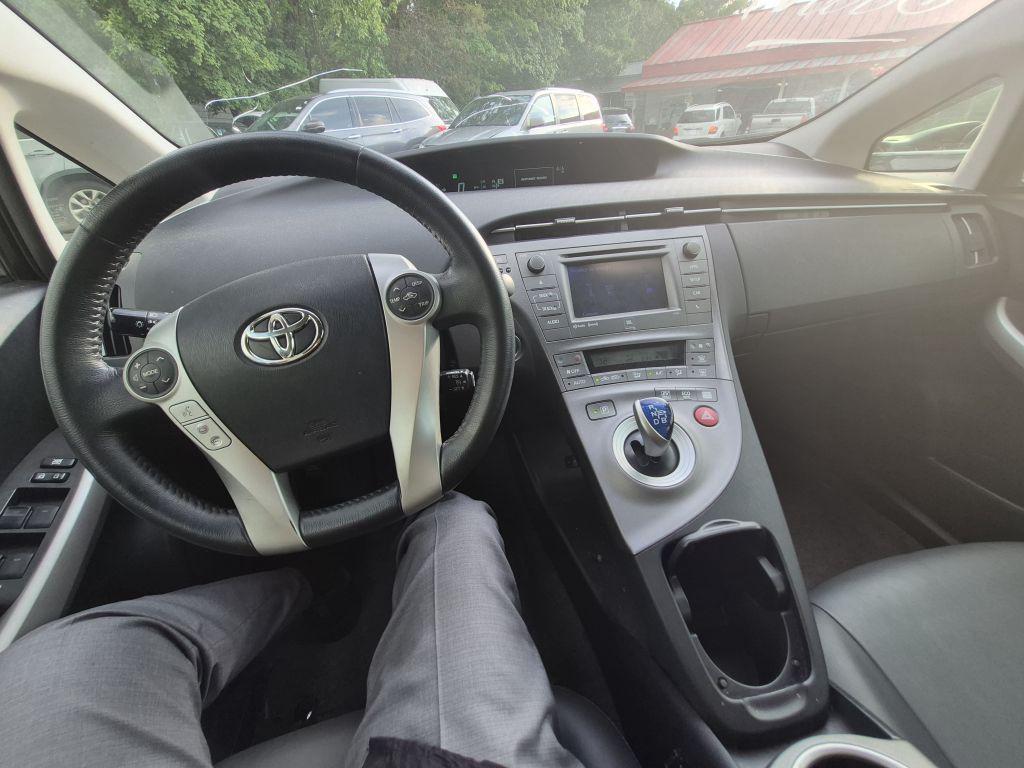 2013 Toyota Prius - $8,500