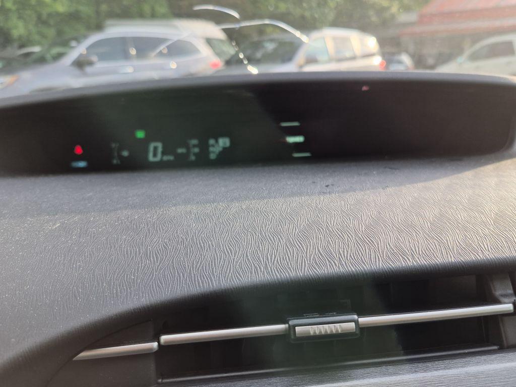 2013 Toyota Prius - $8,500