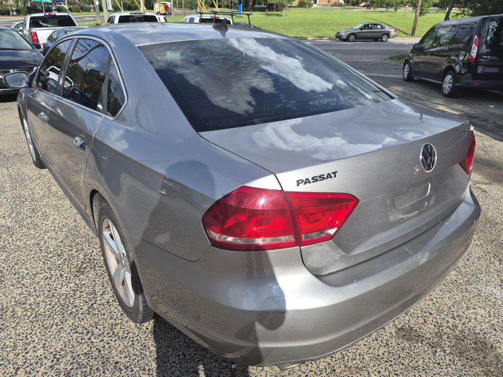 2013 Volkswagen Passat - $6,000