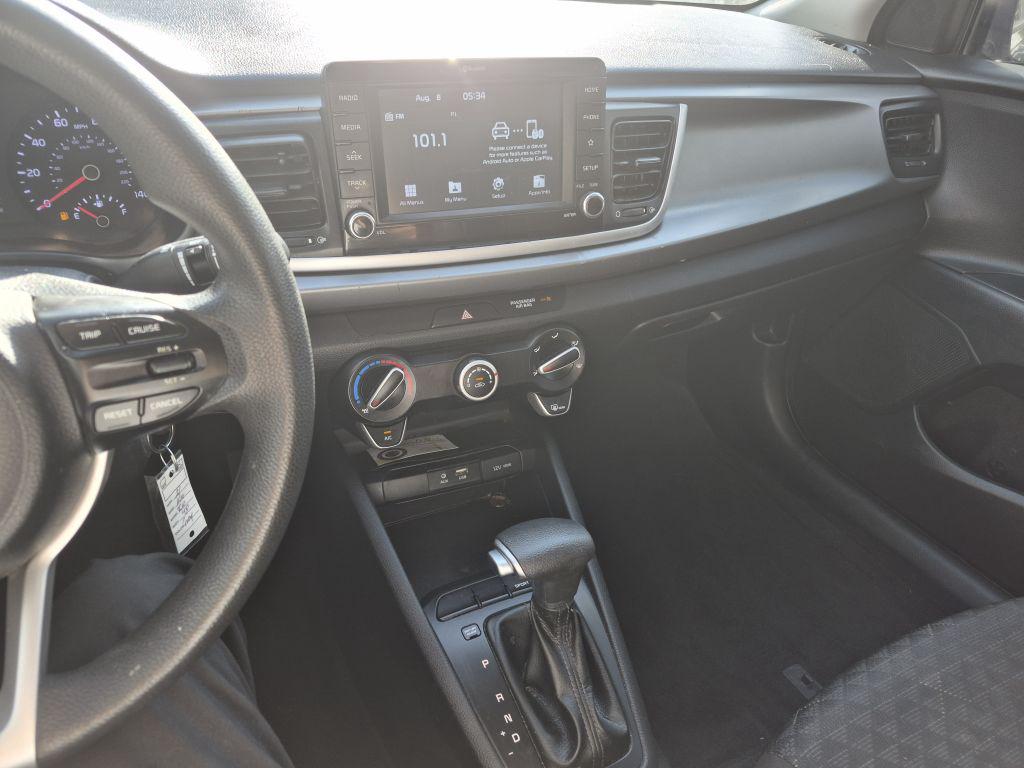 2020 Kia Rio - $10,000