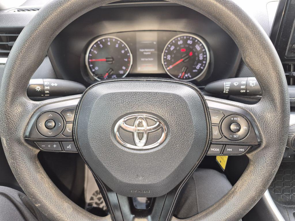 2020 Toyota RAV4 - $14,000