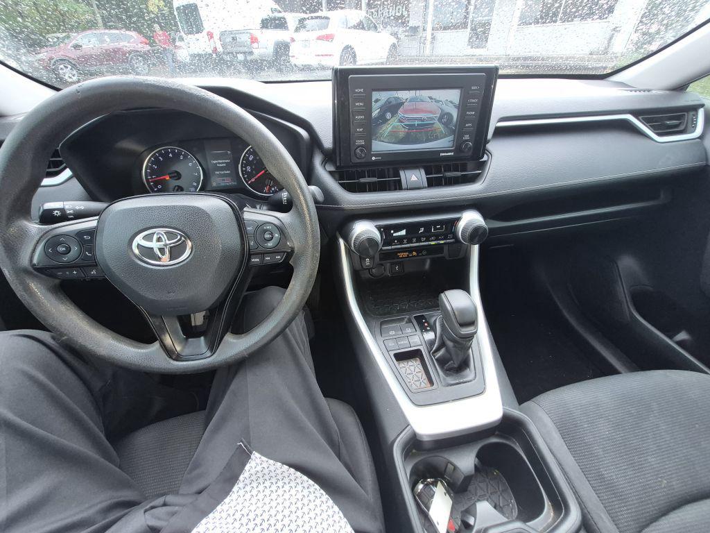 2020 Toyota RAV4 - $14,000