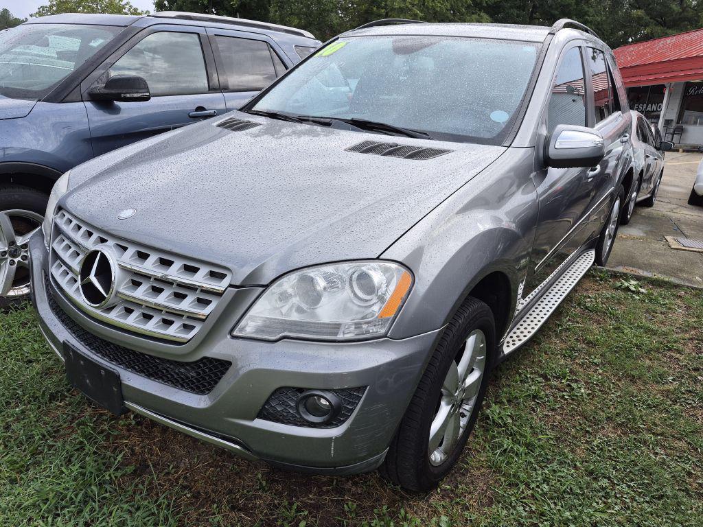 2010 Mercedes-Benz M-Class - $7,500