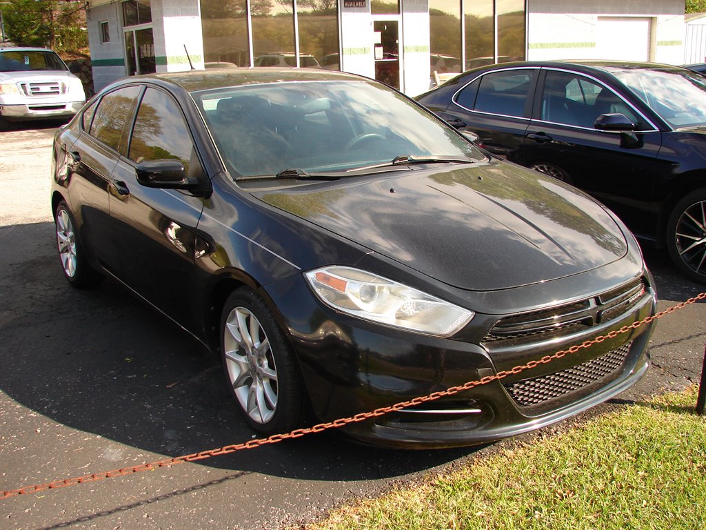 2013 Dodge Dart SXT photo