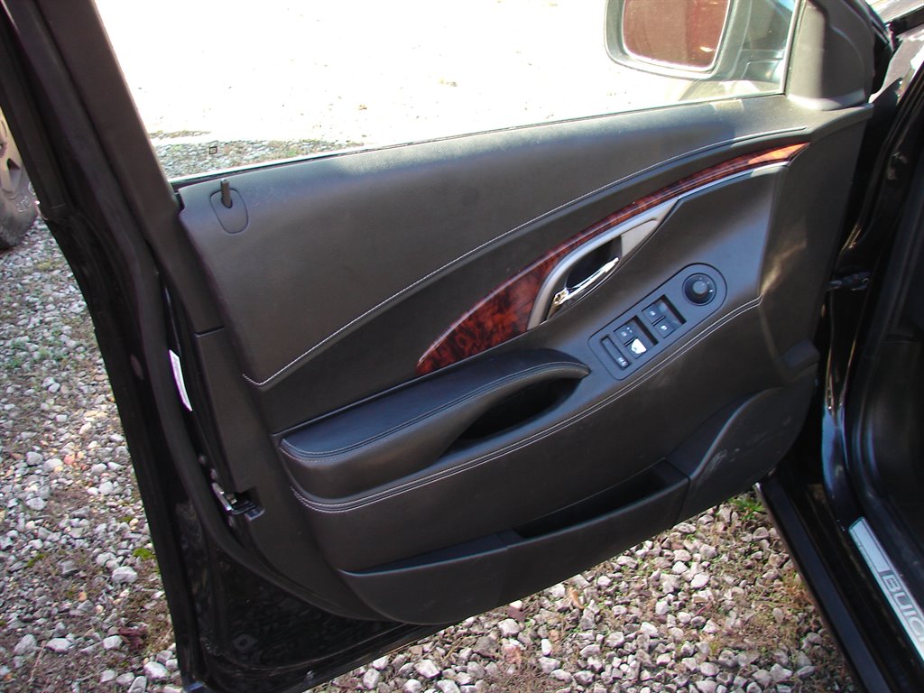 2012 Buick LaCrosse Premium 1 photo