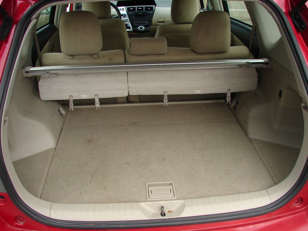 2014 Toyota Prius - $5,995