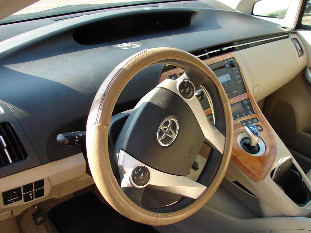 2011 Toyota Prius I photo
