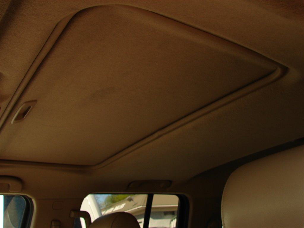 2008 Nissan Frontier SE V6 photo