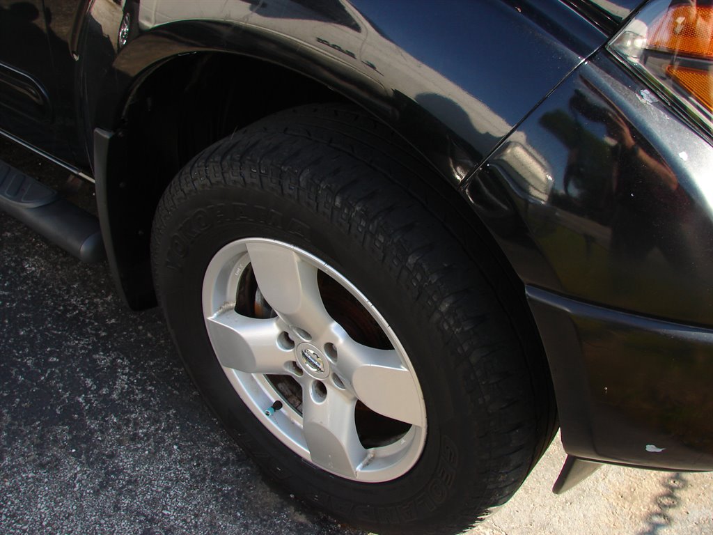 2008 Nissan Frontier SE V6 photo