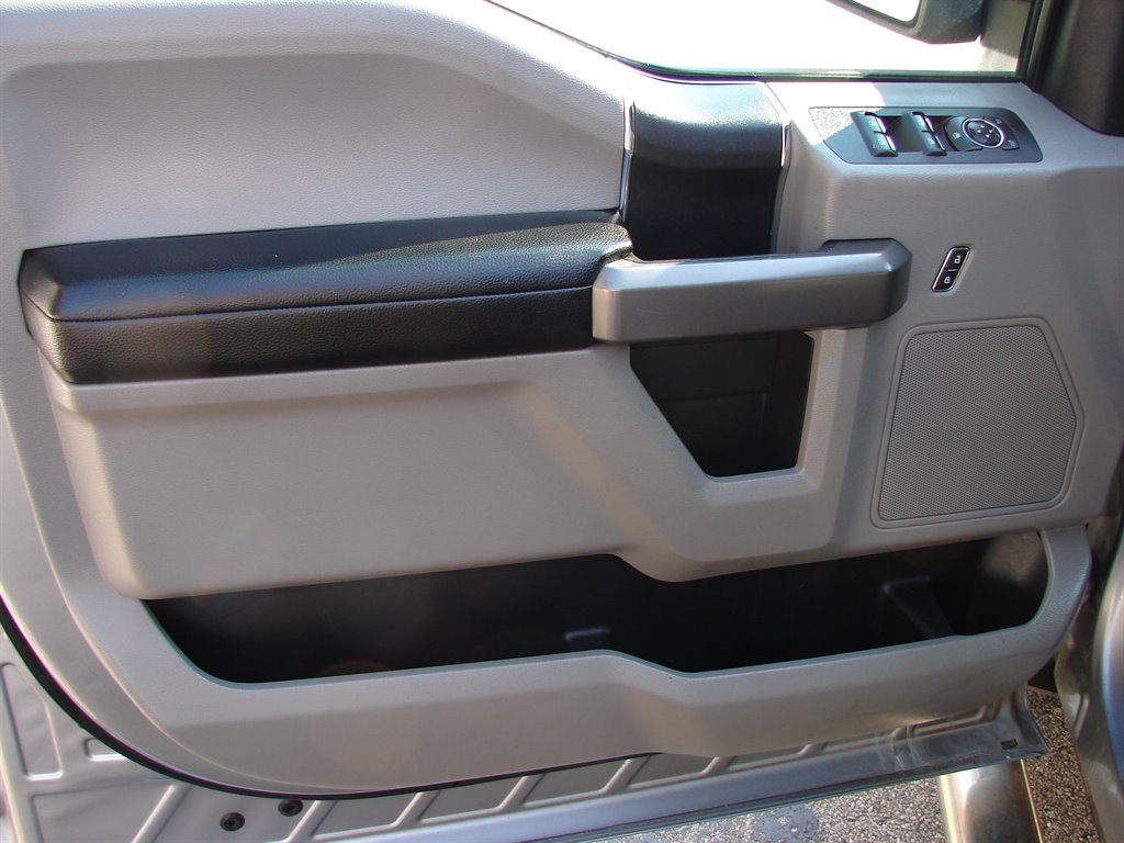 2020 Ford F-150 - $18,350