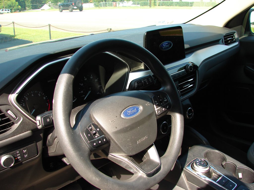 2020 Ford Escape - $11,950