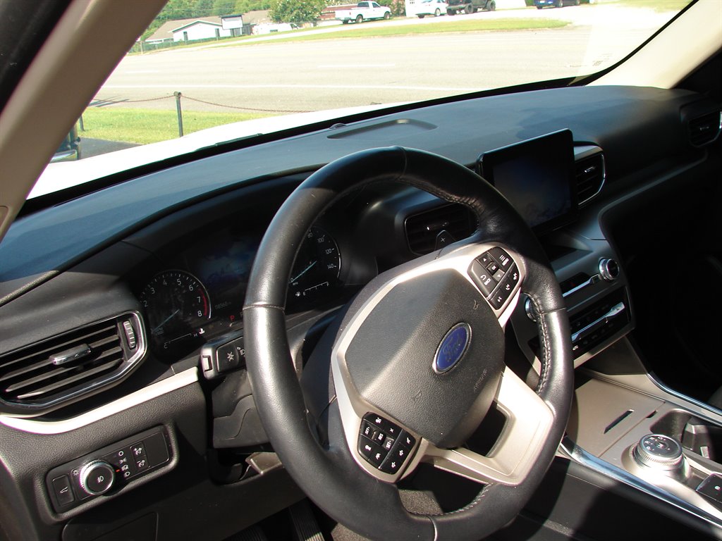 2020 Ford Explorer - $16,950
