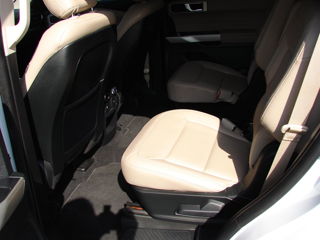 2020 Ford Explorer - $16,950