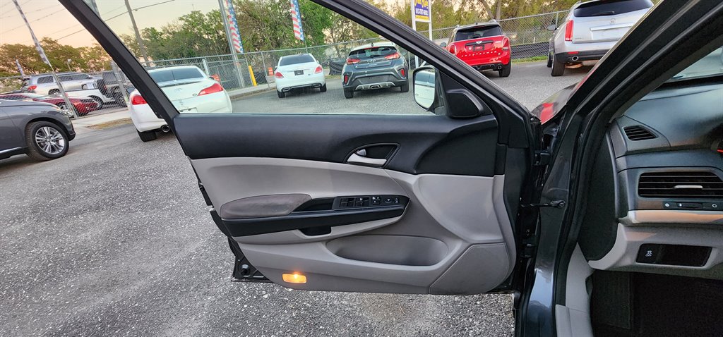 2012 Honda Accord LX photo