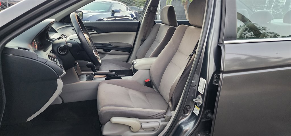 2012 Honda Accord LX photo