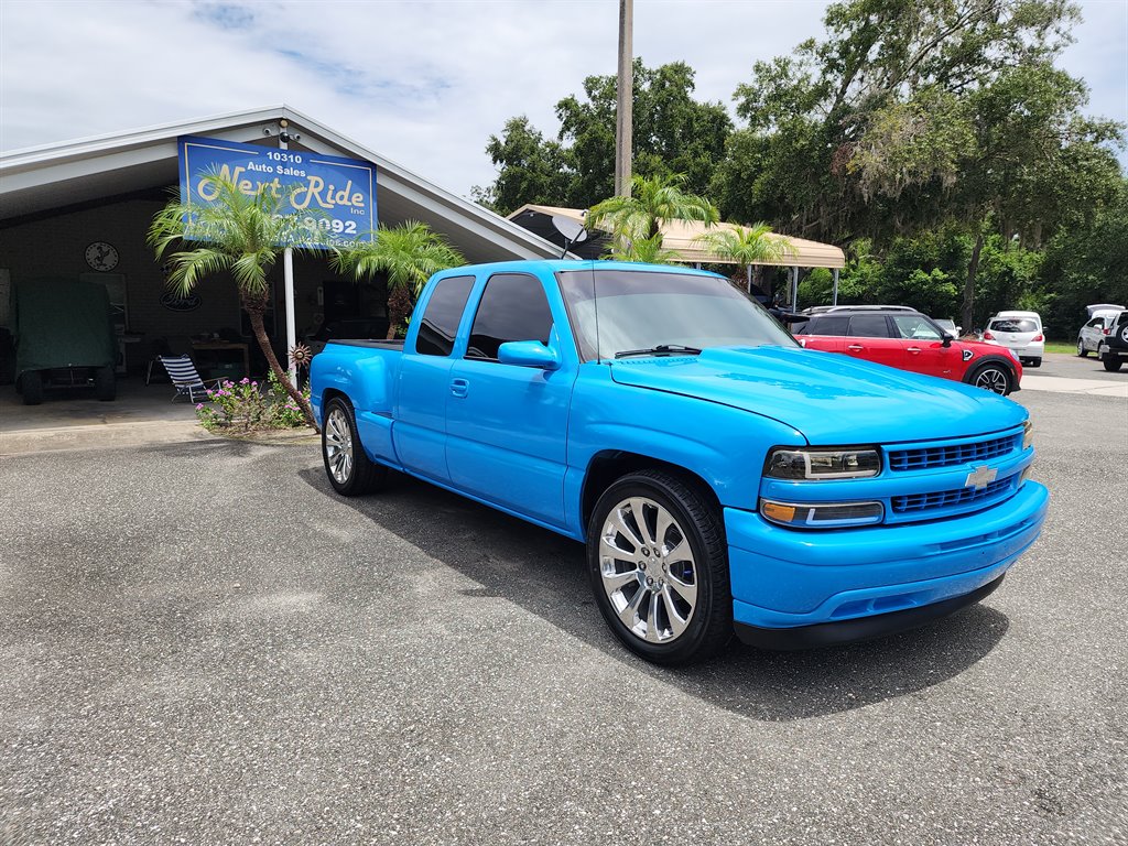 2001 Chevrolet Silverado - $14,995