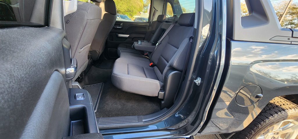 2017 Chevrolet Silverado 1500 - $18,995