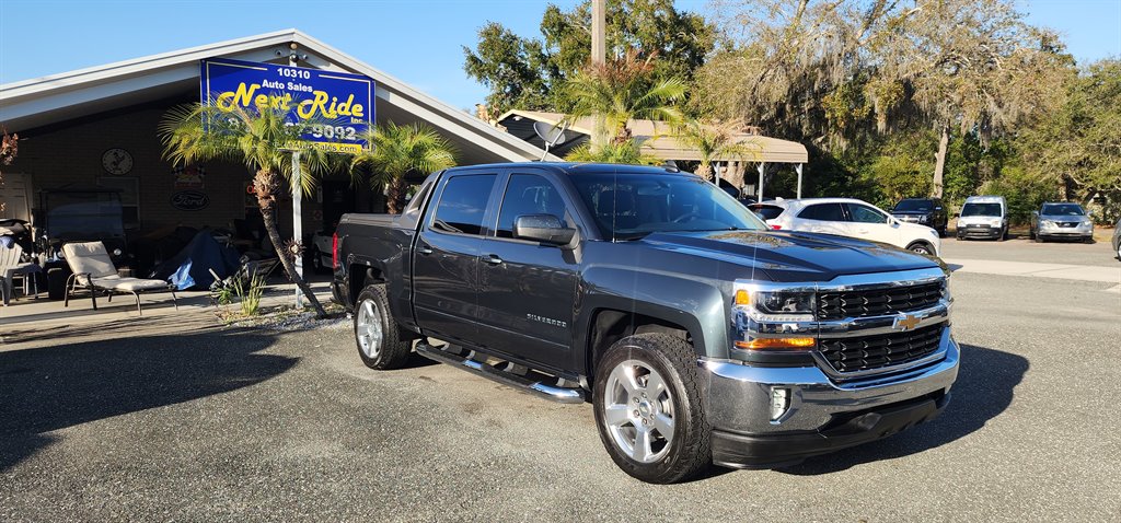 2017 Chevrolet Silverado 1500 - $18,995