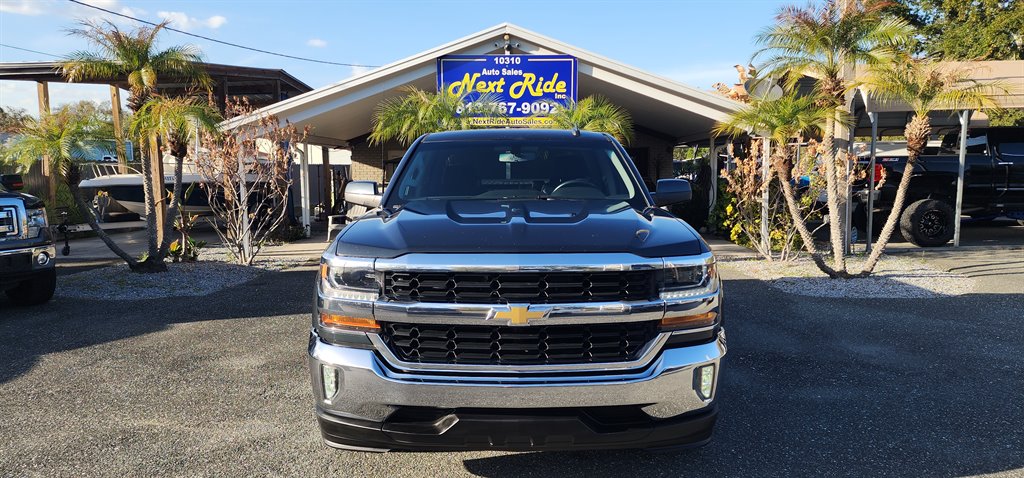 2017 Chevrolet Silverado 1500 - $18,995