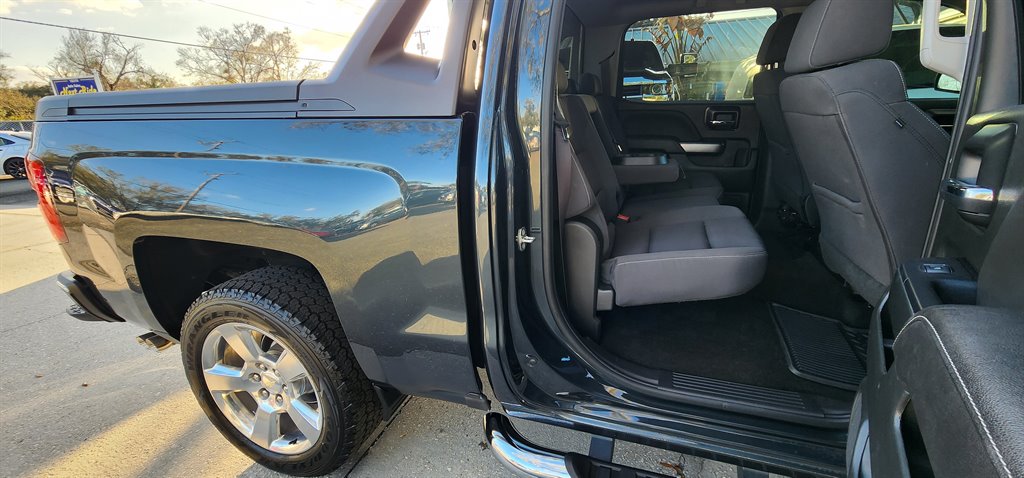 2017 Chevrolet Silverado 1500 - $18,995