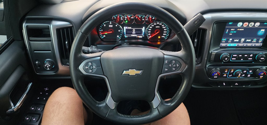 2017 Chevrolet Silverado 1500 - $18,995
