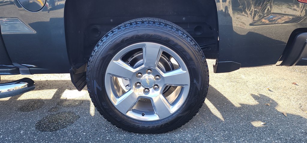 2017 Chevrolet Silverado 1500 - $18,995