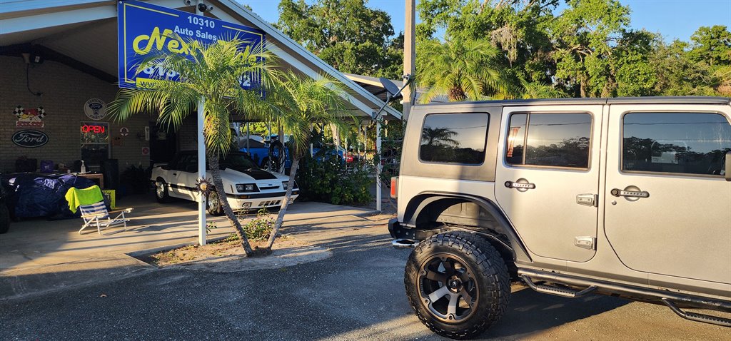 2016 Jeep Wrangler Unlimited Sahara photo