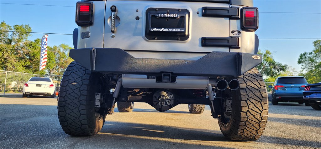 2016 Jeep Wrangler Unlimited Sahara photo