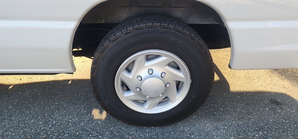 2013 Ford E-150 - $10,995