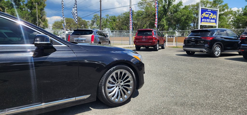2018 Genesis G90 - $17,995