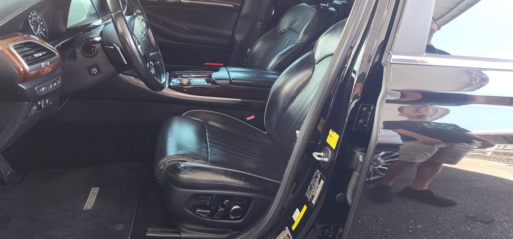 2018 Genesis G90 - $17,995