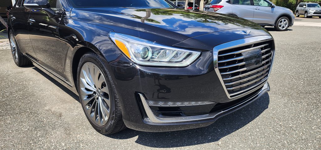 2018 Genesis G90 - $17,995