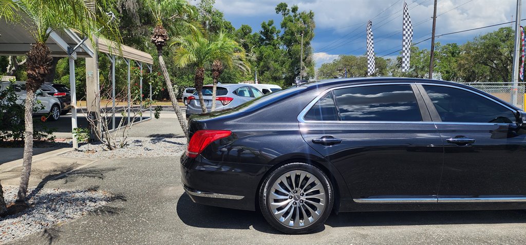 2018 Genesis G90 - $17,995