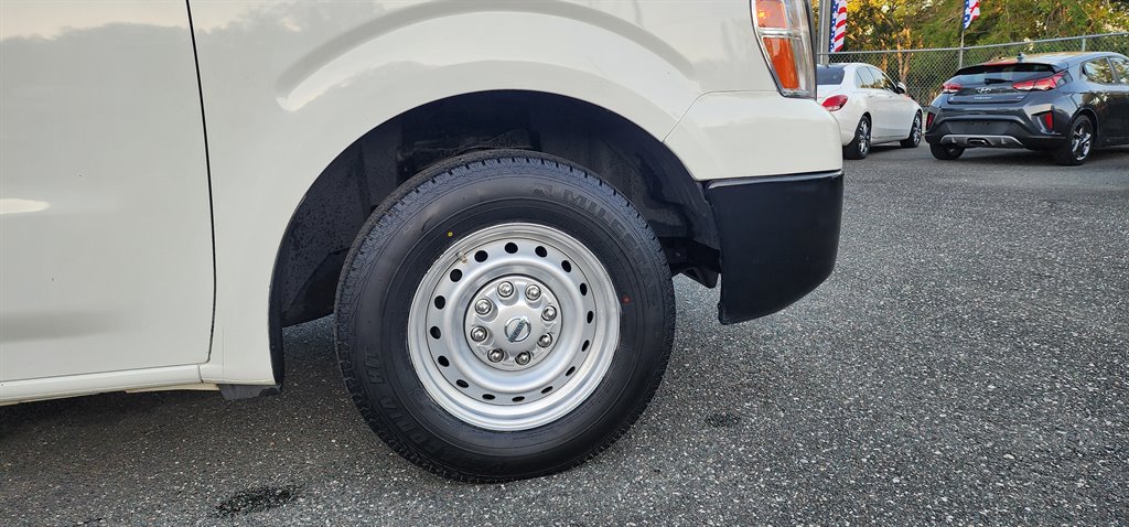 2016 Nissan Nv - $15,995
