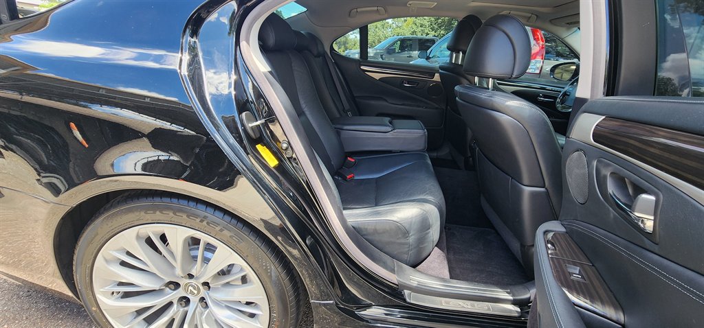 2013 Lexus LS - $20,995
