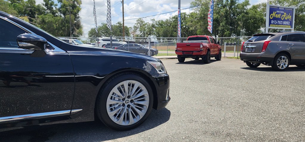 2013 Lexus LS - $20,995