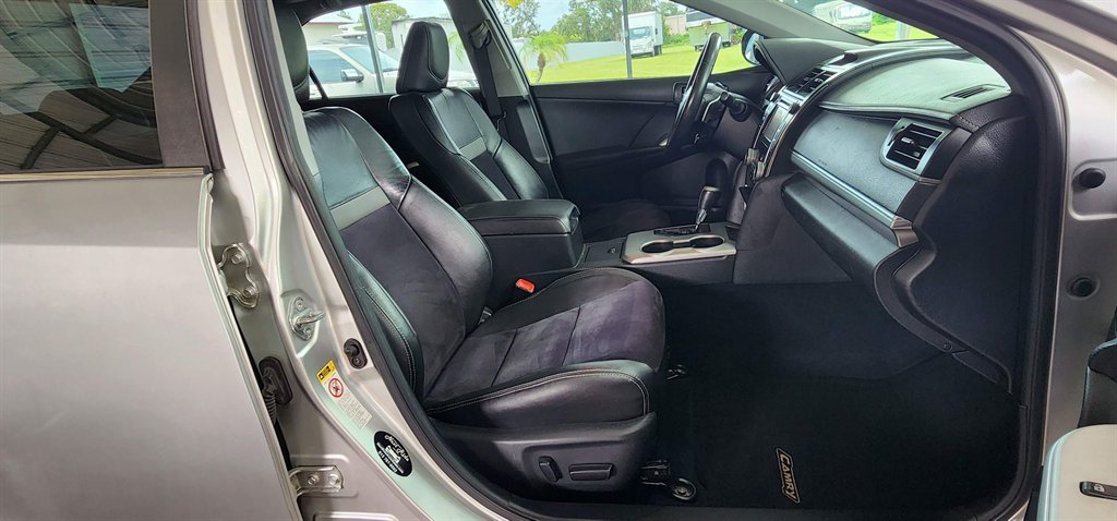 2012 Toyota Camry - $7,995