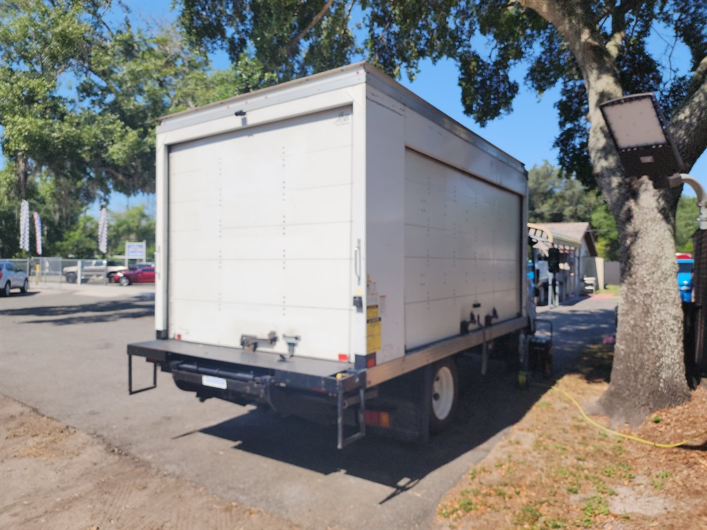 2019 Chevrolet 3500 / 4500 - $22,995