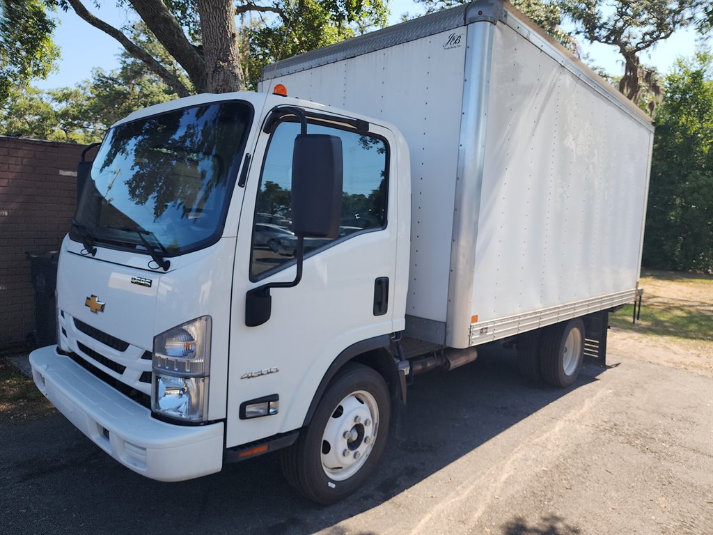 2019 Chevrolet 3500 / 4500 - $22,995